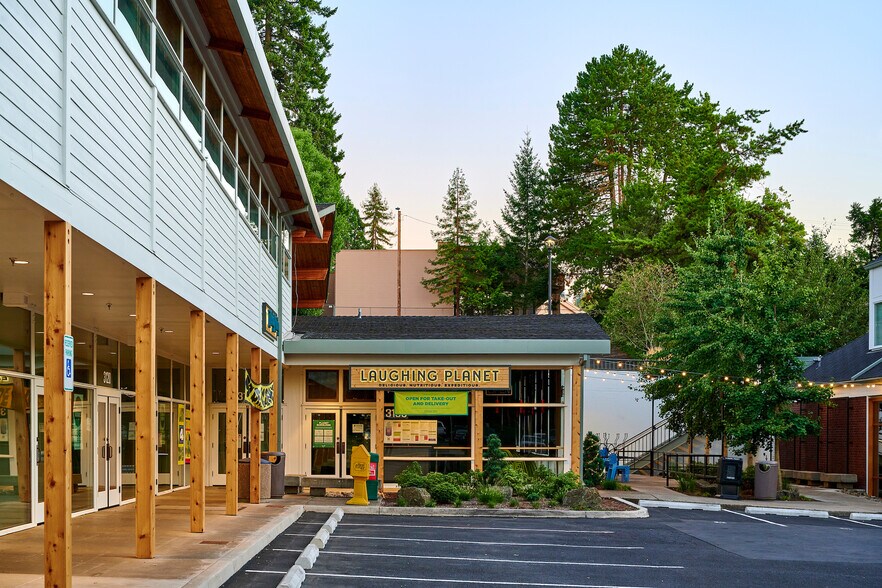 More Photos Of 101 S State St, Lake Oswego Unknown For Lease