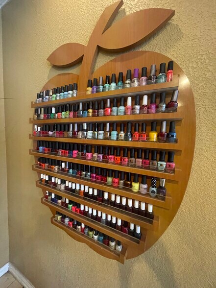 More Photos Of 1816 E Southeast Loop 323, Tyler General Retail For Sale