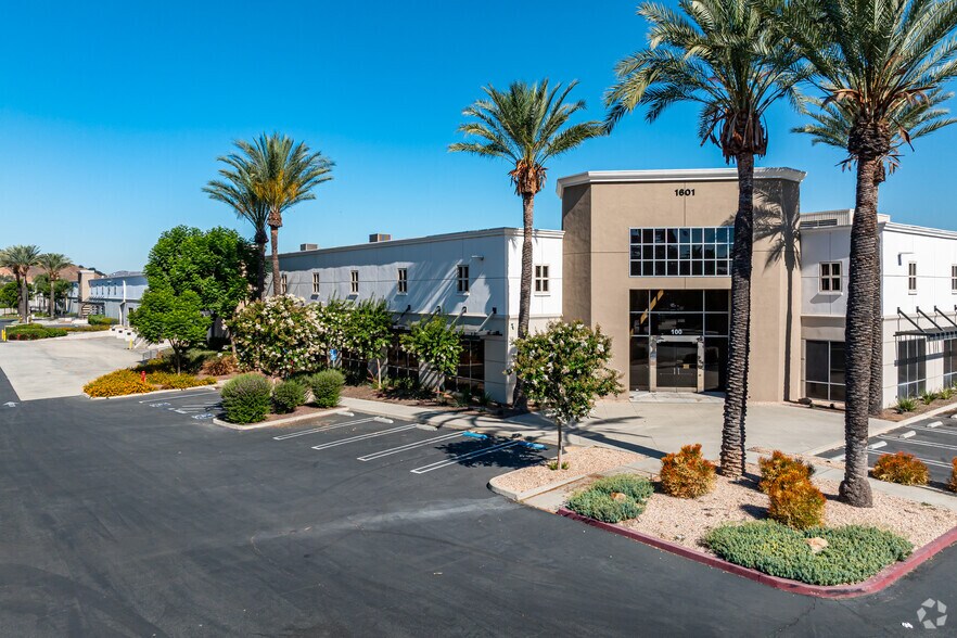 Primary Photo Of 1601 W Mission Blvd, Pomona Distribution For Lease