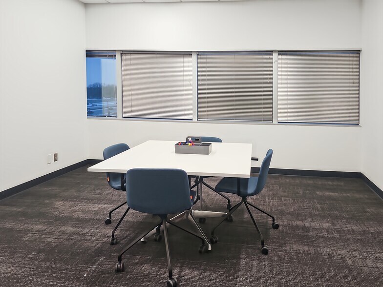 More Photos Of 7825 Washington Ave S, Minneapolis Coworking Space