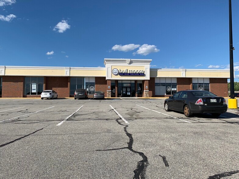 More Photos Of 20 East Ave, Lewiston Unknown For Lease