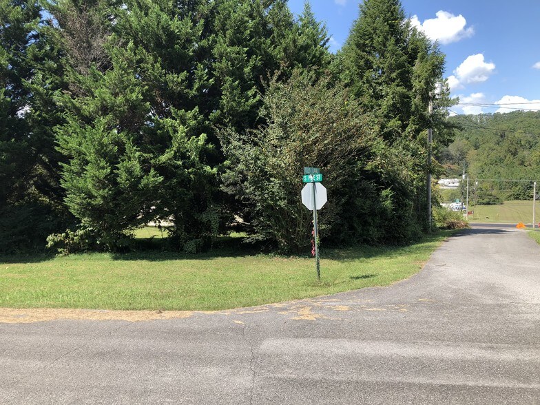 More Photos Of 177 S Pine St, Dayton Land For Sale