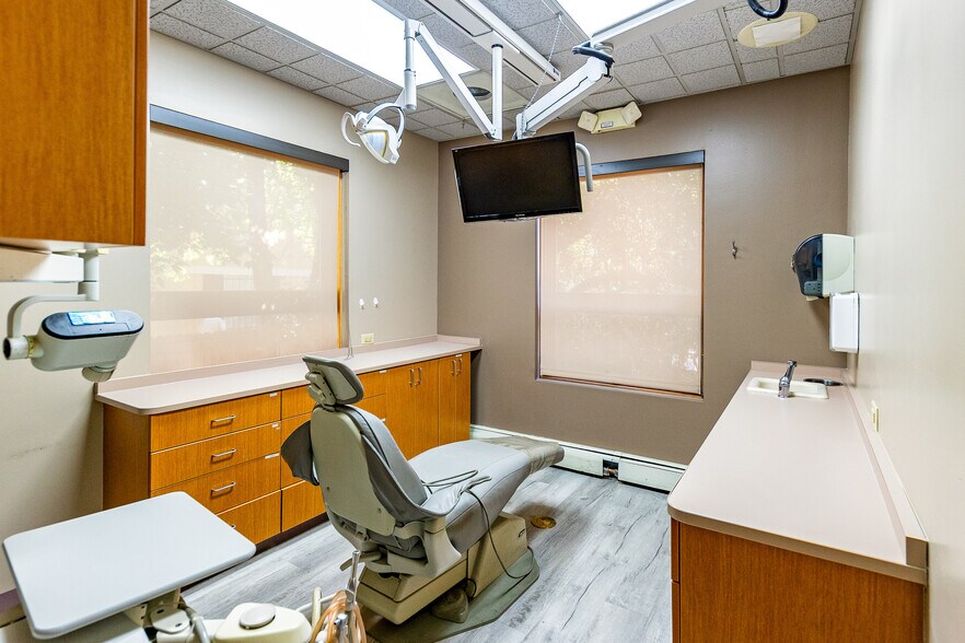 More Photos Of 7515 W Yale Ave, Denver Medical For Lease