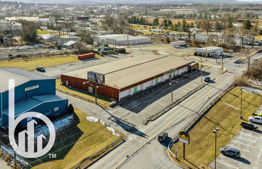 Primary Photo Of 500 George St, Reading Skating Rink For Sale