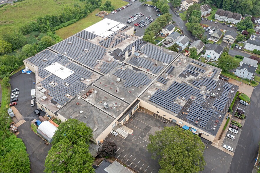 More Photos Of 380 Horace St, Bridgeport Manufacturing For Lease