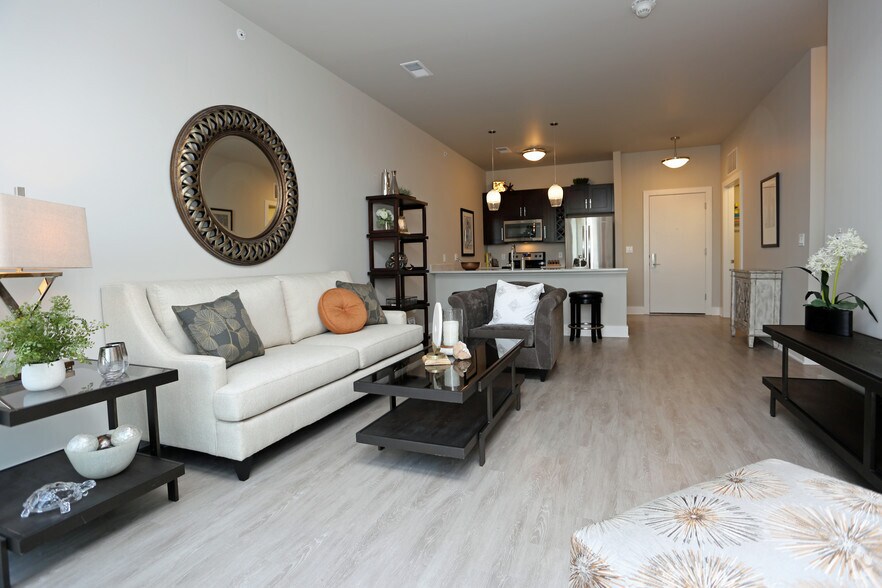 More Photos Of 4175 N Oakland Ave, Shorewood Multifamily For Sale