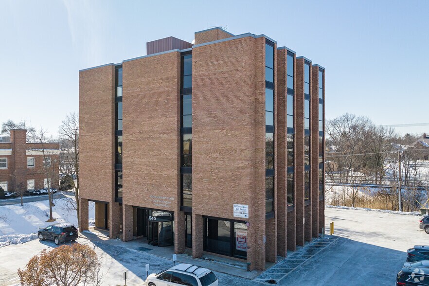 Primary Photo Of 1240 Meadow Rd, Northbrook Medical For Lease
