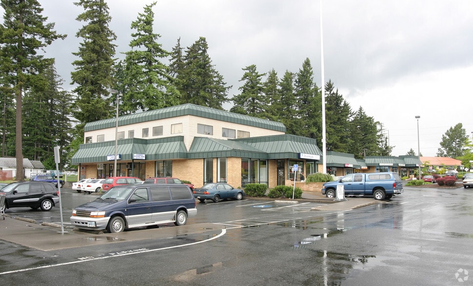 More Photos Of 901-999 SW Highland Dr, Gresham General Retail For Lease