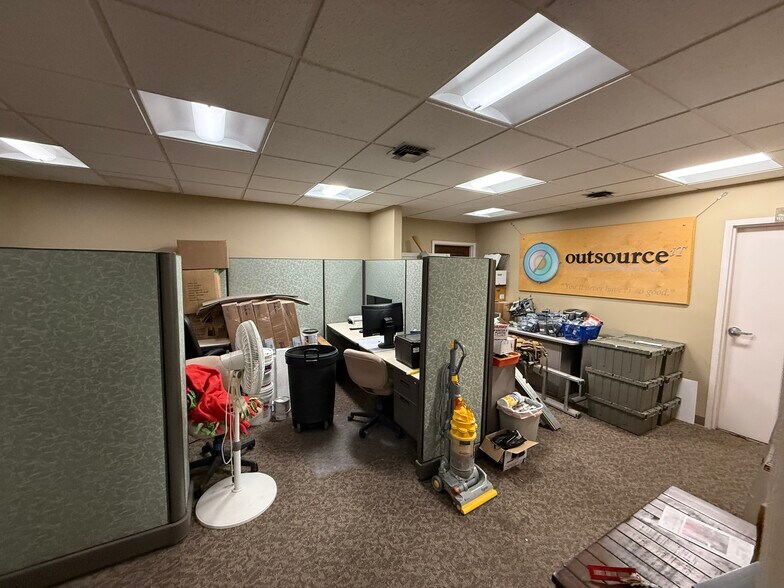 More Photos Of 6931 S Yosemite St, Englewood Office For Sale