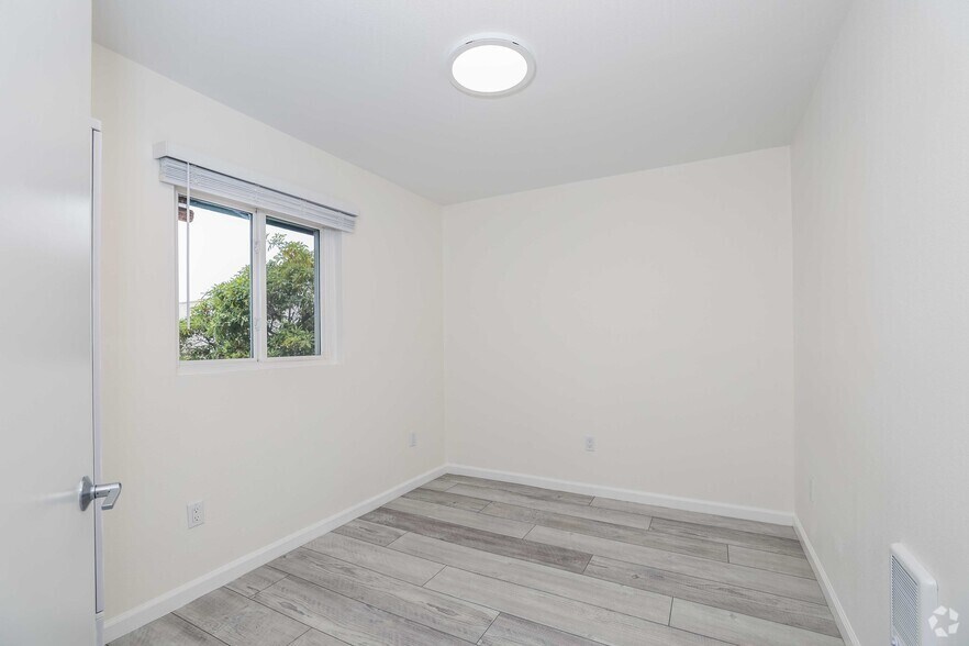 More Photos Of 1771 Highland Pl, Berkeley Apartments For Sale