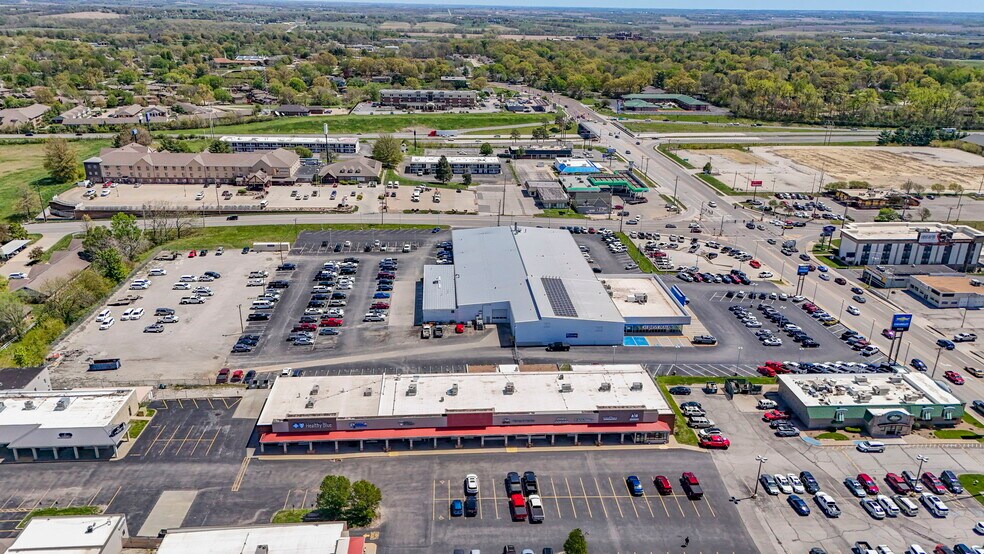 More Photos Of 3921 Frederick Ave, Saint Joseph General Retail For Sale