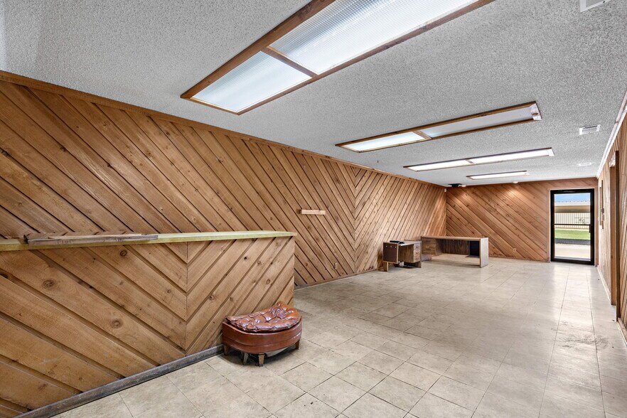 More Photos Of 4200 Henry S Grace Fwy, Wichita Falls Office For Lease