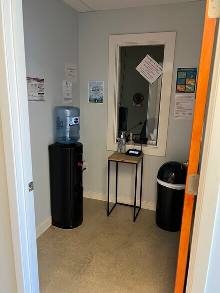 More Photos Of 3251 Harry Wurzbach Rd, San Antonio Medical For Lease