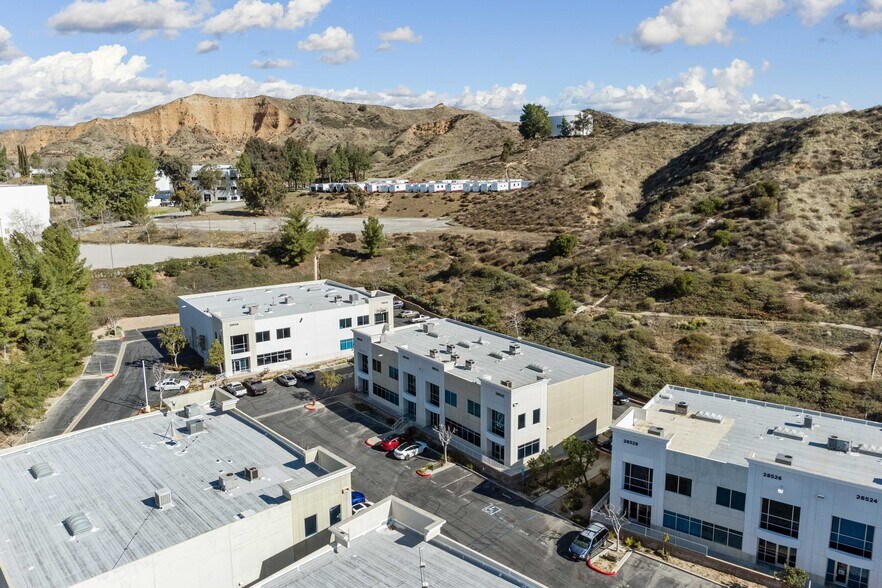 More Photos Of 28534-28536 Constellation Rd, Valencia Industrial For Sale