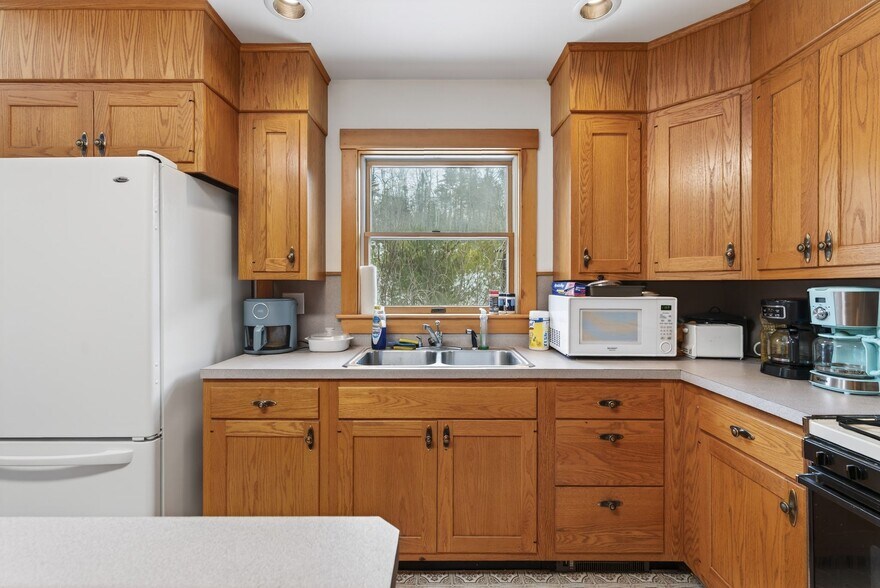 More Photos Of 2139 Intervale Rd, Bethel Multifamily For Sale