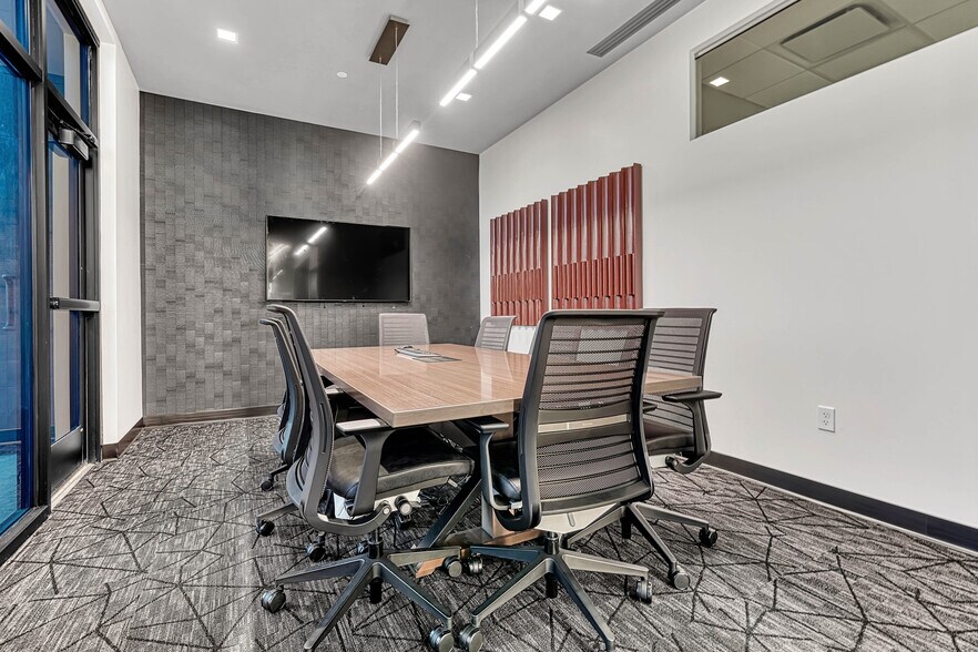 More Photos Of 1915 Democracy Pt, Colorado Springs Loft Creative Space For Lease