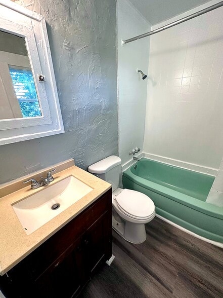 More Photos Of 619 Kirkwood Ter N, Saint Petersburg Apartments For Sale