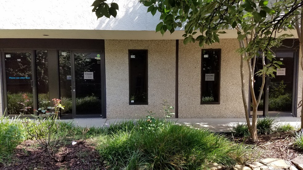 More Photos Of 8524 S Western Ave, Oklahoma City Medical For Lease