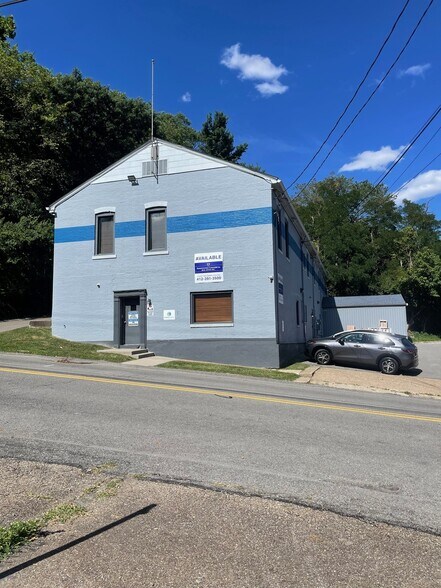 Primary Photo Of 108 Rosslyn Rd, Carnegie Office For Lease