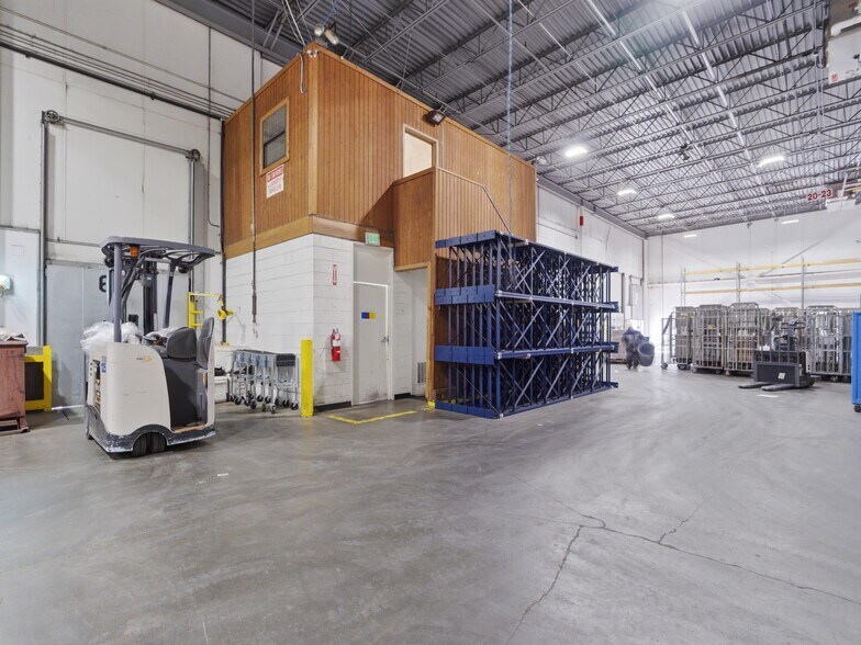 More Photos Of 563 Sandhill Ln, Grand Junction Distribution For Lease
