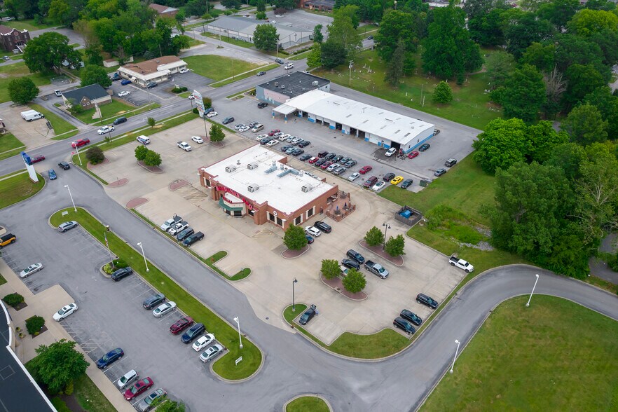 More Photos Of 309 E Main St, Carbondale Restaurant For Sale