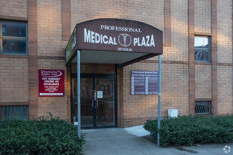 More Photos Of 2269 Ocean Ave, Brooklyn Office For Lease