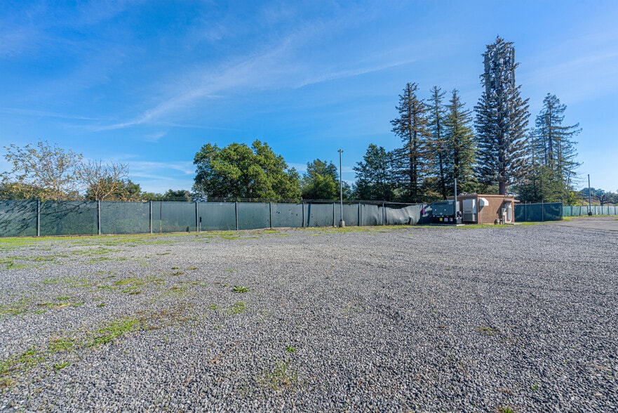 More Photos Of 10342 Old Redwood Hwy, Windsor Warehouse For Sale