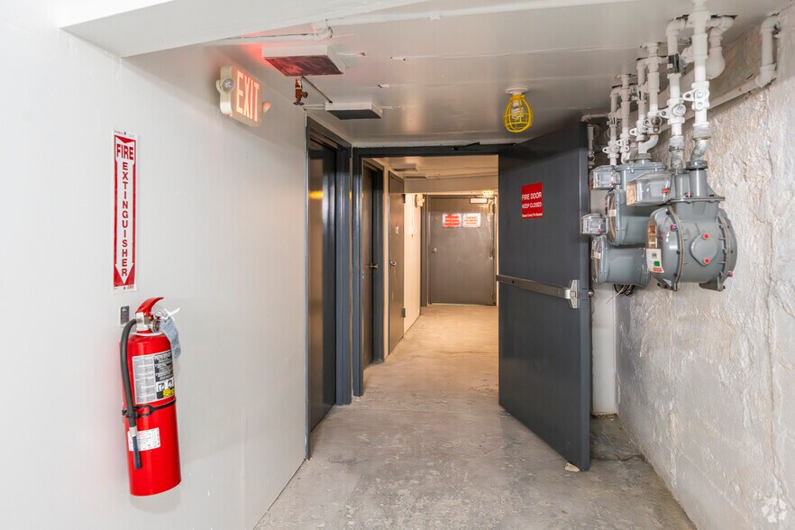 More Photos Of 5340-5346 Merrick Rd, Massapequa Storefront Retail Residential For Sale