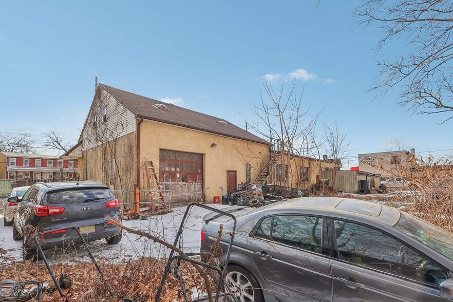 More Photos Of 1741 Princeton Ave, Lawrence Township Mercer Auto Repair For Sale