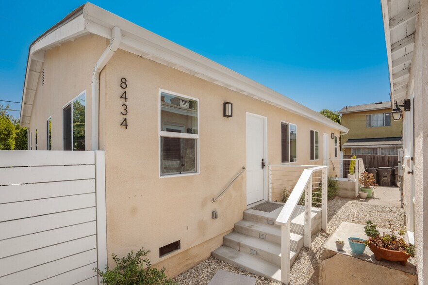 More Photos Of 8430 Wiley Post Ave, Los Angeles Multifamily For Sale