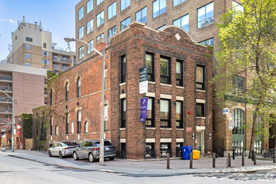 Primary Photo Of 191 John St, Toronto Office For Lease