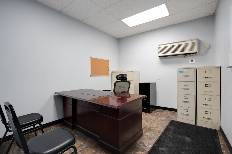 More Photos Of , Jeffersonville Industrial For Sale