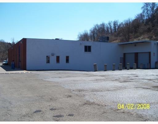 More Photos Of 1032-1034 Saw Mill Run Blvd W, Pittsburgh Light Manufacturing For Lease