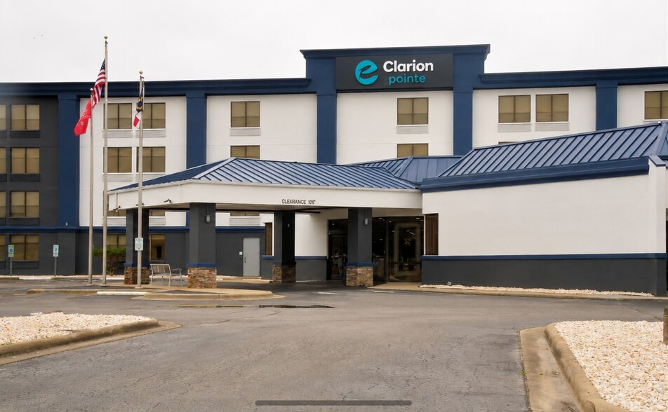 Primary Photo Of 2115 N Marine Blvd, Jacksonville Hotel For Sale
