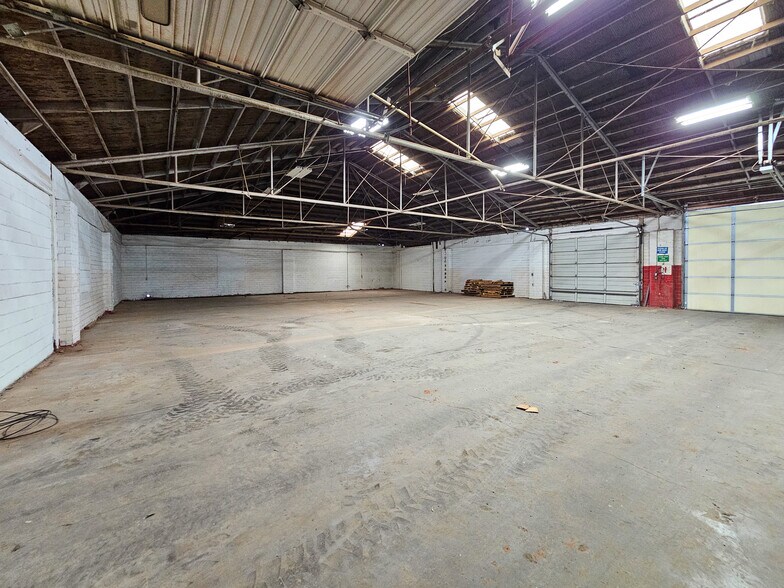 More Photos Of 110 CR 141, Sweetwater Warehouse For Sale