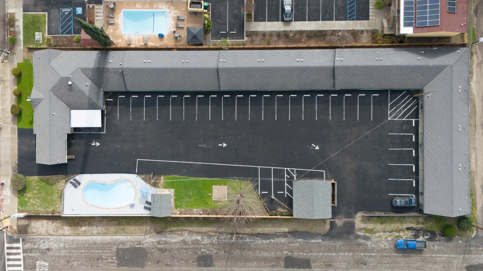 More Photos Of 2749 Spring St, Paso Robles Hotel For Sale