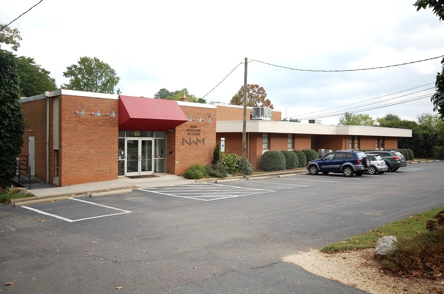 More Photos Of 717 S Marshall St, Winston-Salem Office For Lease