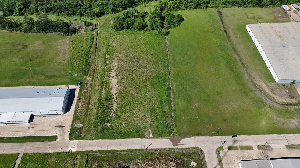 More Photos Of 1901 Jack McKay Blvd, Ennis Land For Sale