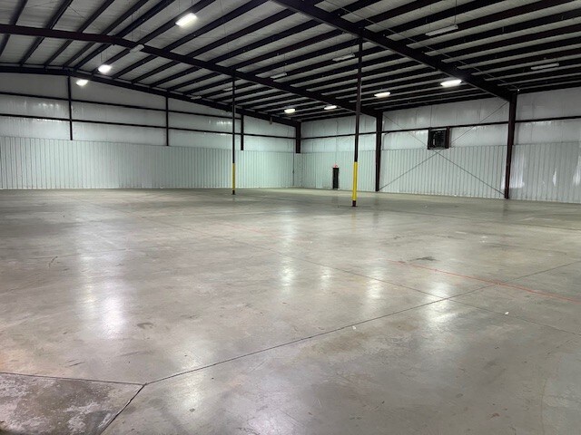 More Photos Of 164 Windy Hill Rd, Tifton Warehouse For Lease