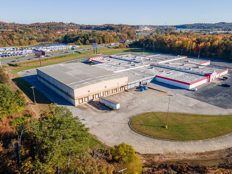 More Photos Of 398 Direct Connection Dr, Rossville Industrial For Lease