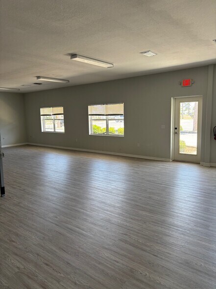 More Photos Of 1531 Rio De Janeiro Ave, Punta Gorda Storefront Retail Office For Lease