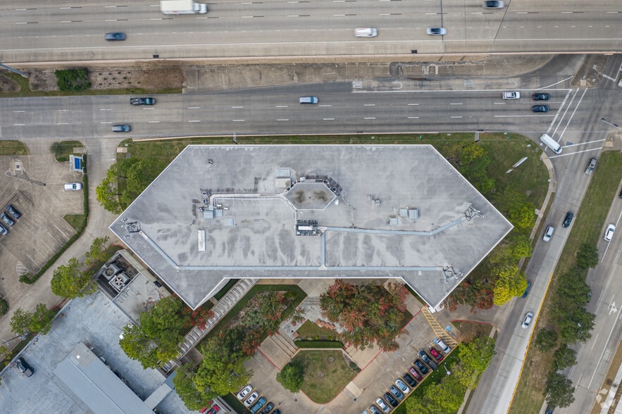 More Photos Of 12603 Southwest Fwy, Stafford Office For Lease