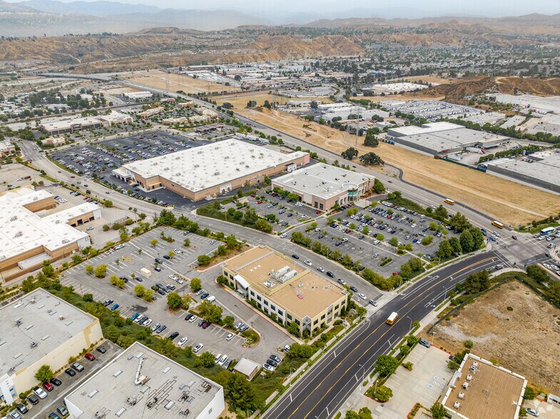 More Photos Of 26415 Carl Boyer Dr, Santa Clarita Medical For Lease