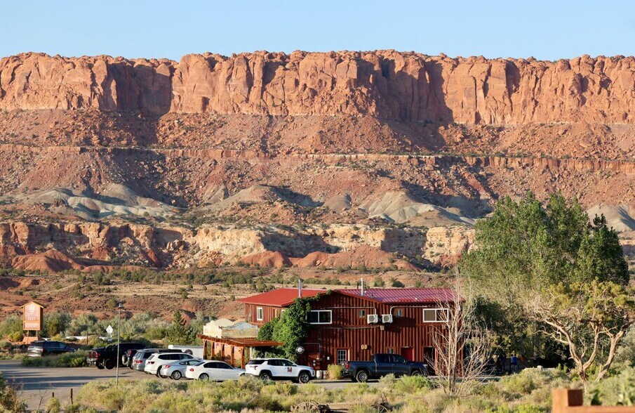 More Photos Of 2523 UT-24, Torrey Hotel For Sale