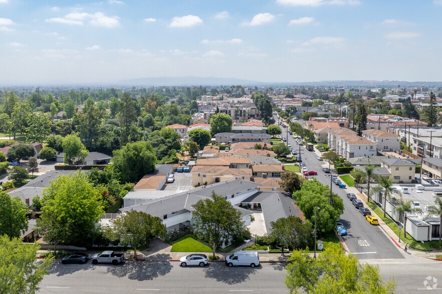 More Photos Of 200-202 E Huntington Dr, Alhambra Apartments For Sale