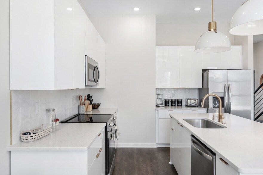 More Photos Of 1233 Lischey Ave, Nashville Apartments For Sale