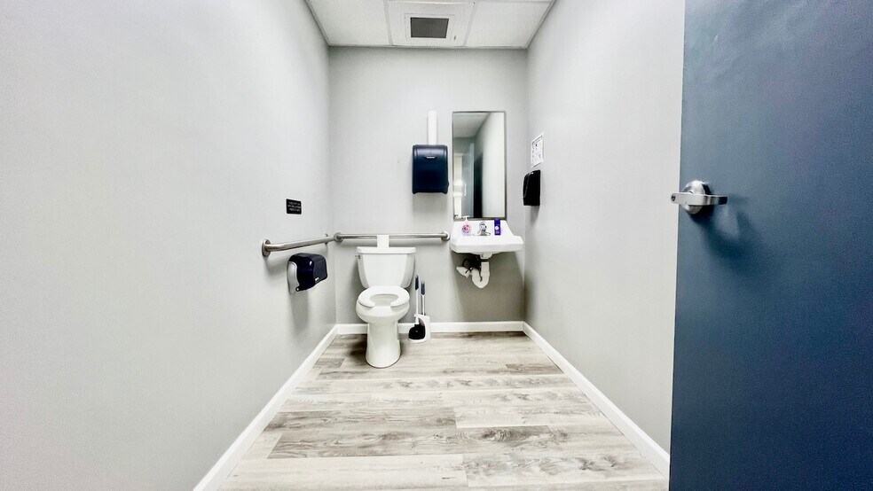 More Photos Of 4775 Jimmy Carter Blvd, Norcross Medical For Lease