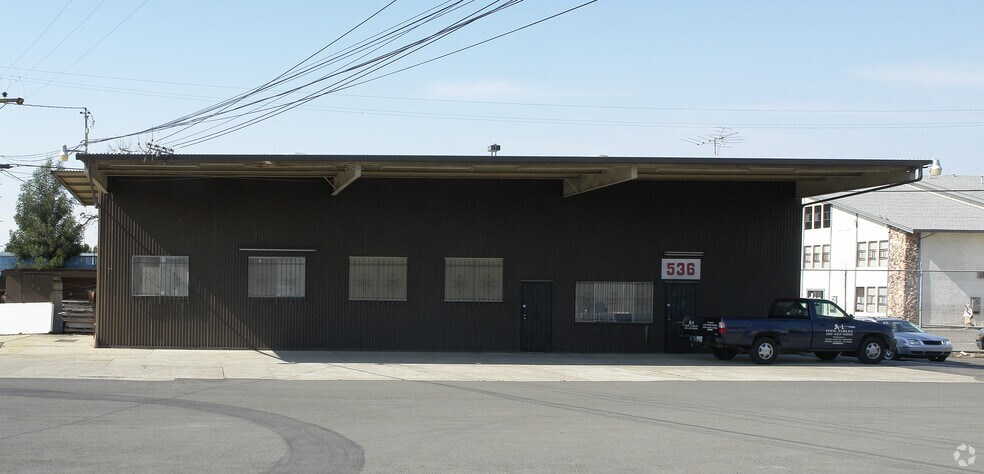 More Photos Of 536 Lewelling Blvd, San Leandro Light Distribution For Lease