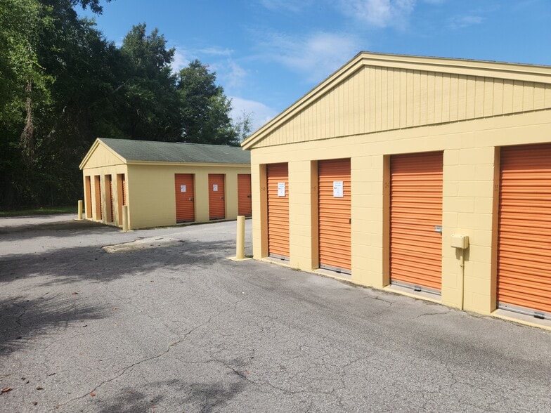 More Photos Of 14709 NW 129th Ter, Alachua Self Storage For Sale
