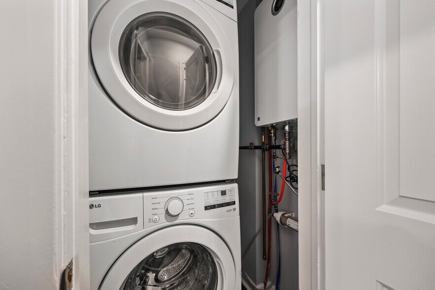 More Photos Of 220 Passaic Ave, Belleville Apartments For Sale